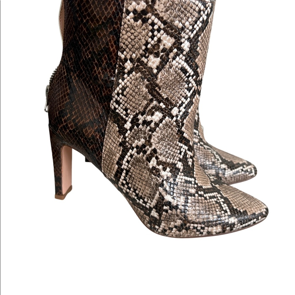 dv Dolce Vita Snakeskin Ankle Booties Size 8 Brand New Never Worn.